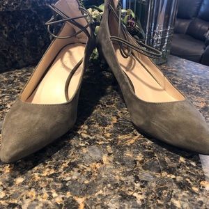 Nine West Kitten heel pumps